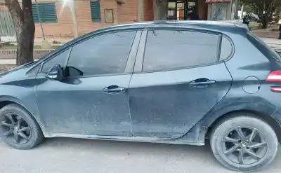 En pleno control vehicular en Salta, encontraron un auto que tenía pedido de captura desde Jujuy