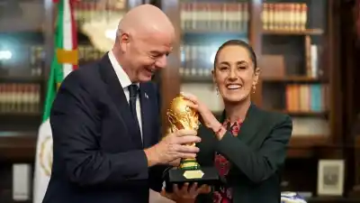 México arranca el Mundial 2026 entre protestas, amenazas y un Zócalo en vilo