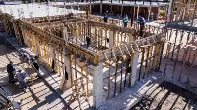 Construyen una escuela de 2.000 m² en San Pedro de Colalao: ¿qué tiene de especial?