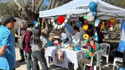 Llegaron a la plaza de Amaicha del Valle con un puesto sanitario y lo que encontraron sorprendió a todos