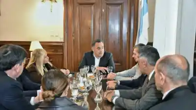 Reunión clave en Gobierno: buscan acelerar la selección de jueces en Tucumán