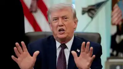 Giro inesperado en Medio Oriente: Trump anuncia un “gran acuerdo” de paz con Irán y cancela bombardeos