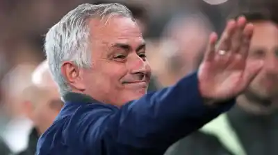 Real Madrid sorprende: Mourinho vuelve al banco y ya tiene dos refuerzos en la mira