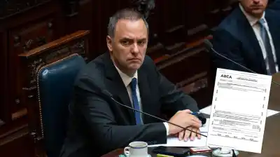 Adorni se recibió de casta: vino al Gobierno a combatir la mentira y terminó confesando que ahorró en negro