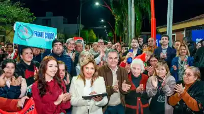 Reconversión LED en el barrio Sarmiento: 35 nuevas columnas iluminan la zona
