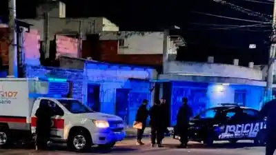 Atacaron a balazos a policías federales en Rosario: un muerto y un santiagueño en estado crítico