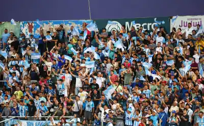Vuelve el Lobo al 23 de Agosto: ¿podrá recuperar la cima frente al Verdinegro?