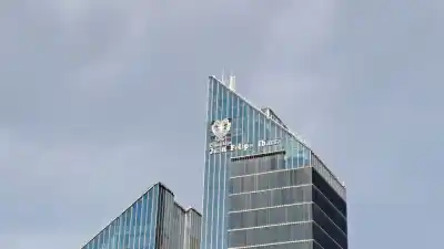 Domingo fresco en Santiago: lluvias y cielo cubierto dominan la jornada
