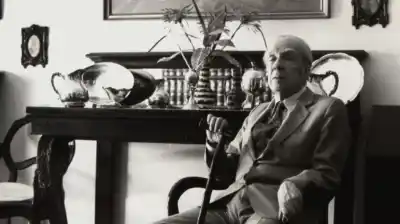40 años sin Borges: la muestra que te mete en su cabeza (y en su pieza)