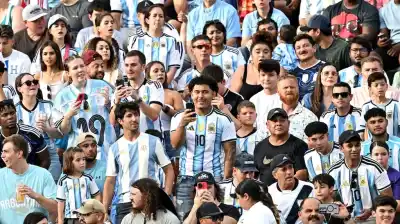 Llegaron a Kansas City para el debut de Argentina pero aún no tienen entrada: la desesperante búsqueda