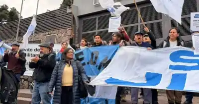 Presentaron 11 mil firmas contra EJESA y piden revisar la concesión de la empresa