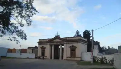 Fieles Difuntos: Los Cementerios de Monteros abren sus puertas hasta las 20