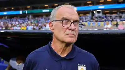 La pregunta que descolocó a Bielsa y opacó el debut de Uruguay en el Mundial 2026