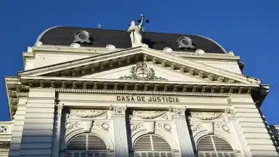 El intendente Capra recurrió a la Suprema Corte: ¿quién gana la pulseada por los sueldos?