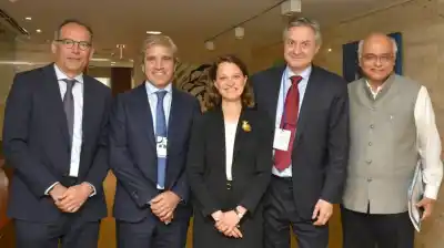 Caputo recibe a una vicepresidenta del Banco Mundial horas después de una garantía millonaria
