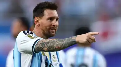 El gesto de Messi con la hija de un rival que enterneció a todos