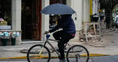 Se termina el respiro: vuelven las lluvias a Rosario y el frío se hace sentir