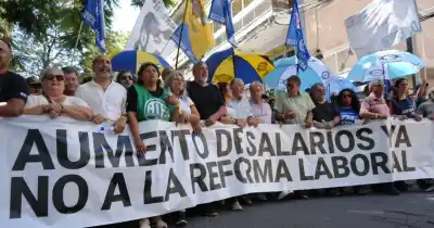 Sindicalistas preparan un acto de protesta contra Milei en Rosario y lo declaran ‘persona no grata’