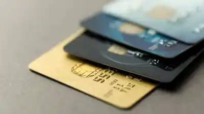 Adiós al impuesto al cheque: el Gobierno sumó nuevos exentos y derogó una norma clave para cripto