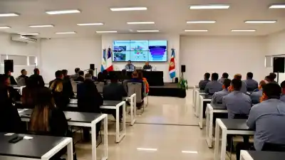 Lo que Francia le enseñó a la Policía de Santiago en una cumbre secreta de seguridad