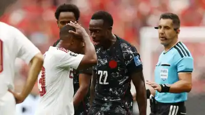 La escalofriante fractura que conmocionó al Mundial: el gesto del agresor en el vestuario de Canadá