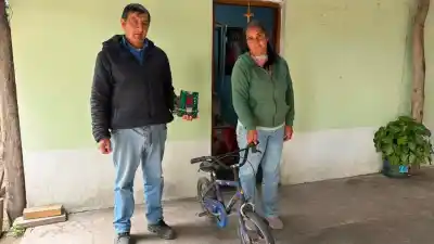 Dos años después: el cuarto de Loan sigue igual, con la cama, la mochila y el cepillo de dientes esperando su regreso