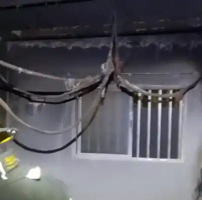 Incendio en vivienda de León Rouges: Las llamas devoraron una habitación
