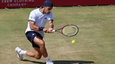 Cerúndolo sigue firme en Queen’s: venció a un británico y ya está en semifinales