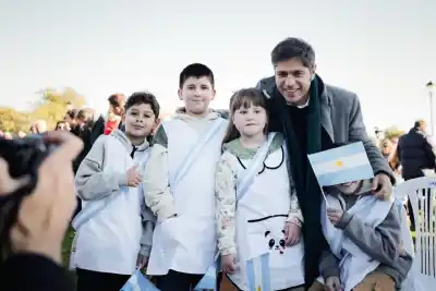 En un pueblo de 260 habitantes, Kicillof hizo una promesa que nadie esperaba