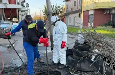 El operativo que promete terminar con los problemas cloacales en dos barrios de la capital
