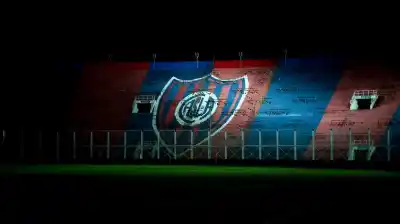 El insólito reclamo que enciende la crisis de San Lorenzo: un jugador que jugó 92 minutos exige una fortuna