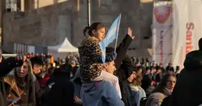 Día de la Bandera en Rosario: el clima acompaña la fiesta pero el frío no da tregua