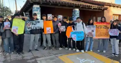 Conmoción en Palpalá: compañeros de Valentín Llampa se movilizaron por justicia