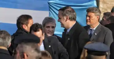 El día que la cúpula nacional pisó Rosario: Milei, Villarruel y los otros nombres que desfilaron por el Monumento