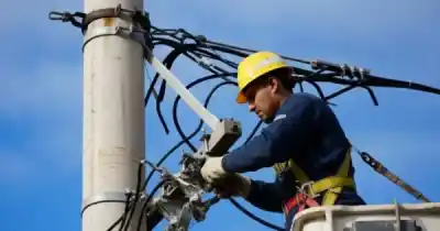 Domingo sin luz en Jujuy: los barrios afectados por los cortes programados