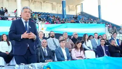 Emotiva promesa de cariño a la bandera en La Banda: el mensaje federal de Nediani que generó polémica