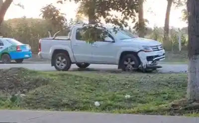 Tragedia en Ruta 47: motociclista falleció tras impactar contra una camioneta