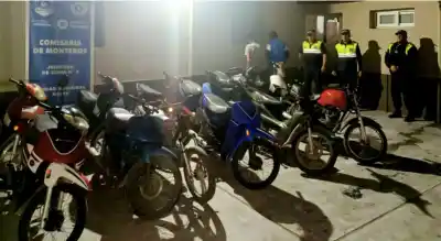 Megaoperativo Policial en Monteros: 4 Demorados y 21 Motocicletas Retenidas