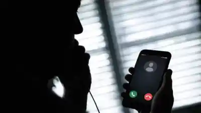 Se hacían pasar por técnicos de Mercado Pago y le vaciaron la cuenta a una jubilada: cayeron dos