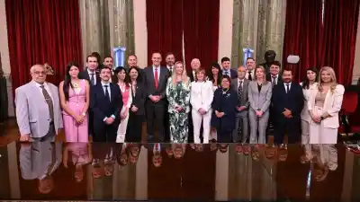 Adorni cita a senadores de LLA en plena amenaza de interpelación: ¿qué se juega en la reunión?