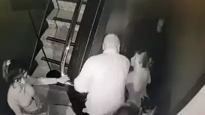 La noche de terror de una moza en un bar de Microcentro: acusa al director de un colegio exclusivo