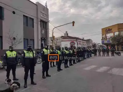 Megaoperativo en Monteros: secuestro de droga, moto recuperada y demás