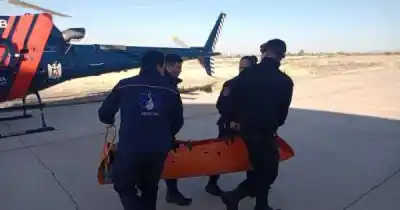 Trasladaron de urgencia a una mujer con graves quemaduras tras un incendio en San Martín