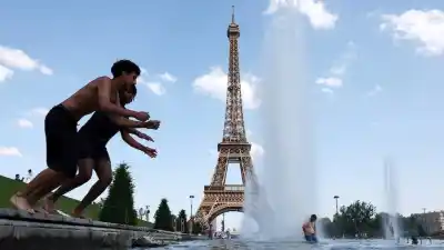 Hallaron sin vida a dos nenes dentro de un auto en Francia: la ola de calor ya es letal