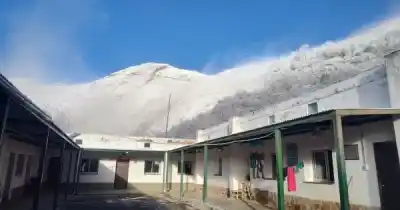 El paisaje que dejó helados a todos: el paraje jujeño que amaneció bajo la nieve