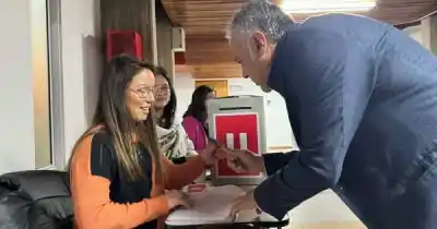 Cornejo votó en la UNCuyo sin incidentes: la diferencia con comicios anteriores