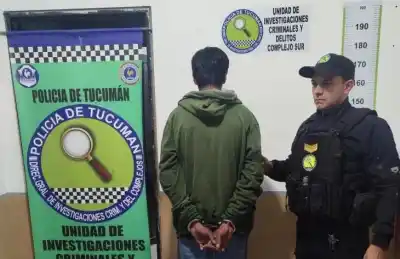 Caminaba tranquilo por la calle hasta que la Policía lo interceptó: tenía pedido de captura por abuso sexual