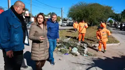 Lo que encontraron en el barrio Ejército Argentino cuando llegaron la intendente y su equipo