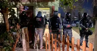 Desarticularon una banda que asaltaba a mano armada: dos detenidos y un operativo que sacudió la provincia