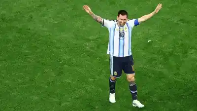 Messi cumple 39: la edad que para Ronaldo Nazario era un chiste… y él sigue rompiendo récords